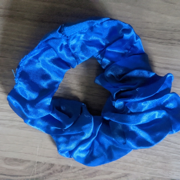 Purple and Blue Scrunchie set? - Picture 7 of 7